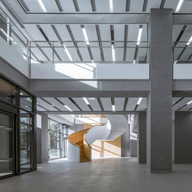 BIM建筑|清华年夜学法学院藏书楼 / KOKAISTUDIOS