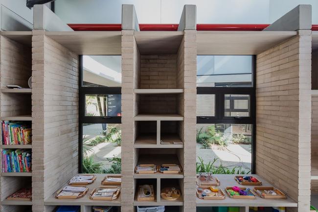 BIM建筑|蒙特梭利幼儿园，年夜天然中的月光宝盒 / Estudio Transversal