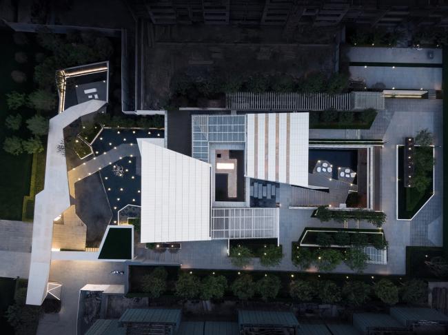 BIM建筑|致敬欧几里得 ∣ 旭辉银盛泰 铂悦 · 凤犀台生涯艺术馆 / 天华建筑设计