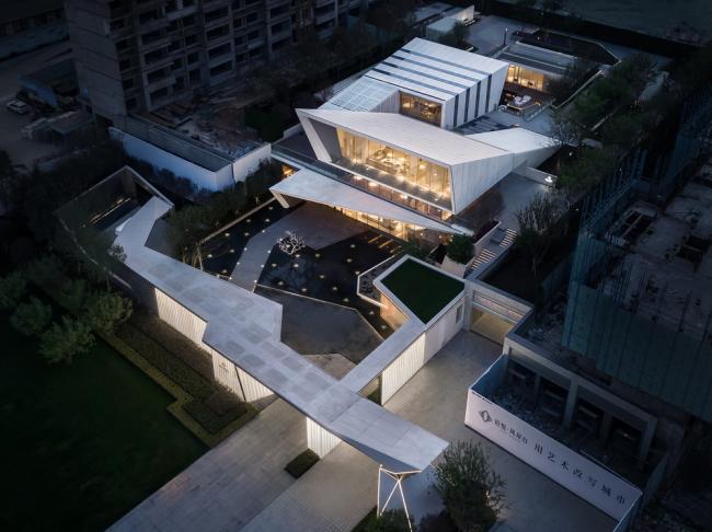 BIM建筑|致敬欧几里得 ∣ 旭辉银盛泰 铂悦 · 凤犀台生涯艺术馆 / 天华建筑设计