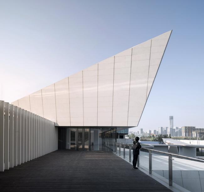 BIM建筑|致敬欧几里得 ∣ 旭辉银盛泰 铂悦 · 凤犀台生涯艺术馆 / 天华建筑设计