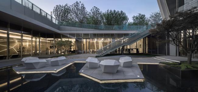 BIM建筑|致敬欧几里得 ∣ 旭辉银盛泰 铂悦 · 凤犀台生涯艺术馆 / 天华建筑设计