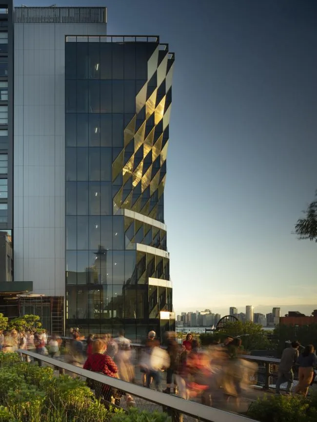 a1_Solar_Carve_(40_Tenth_Ave)_Nic_Lehoux_from_High_Line.jpg