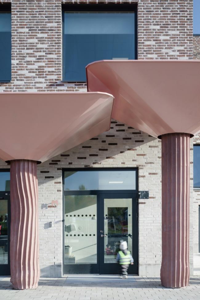 BIM建筑|保存场合记忆——Tiunda 中小黉舍 / C.F. Møller