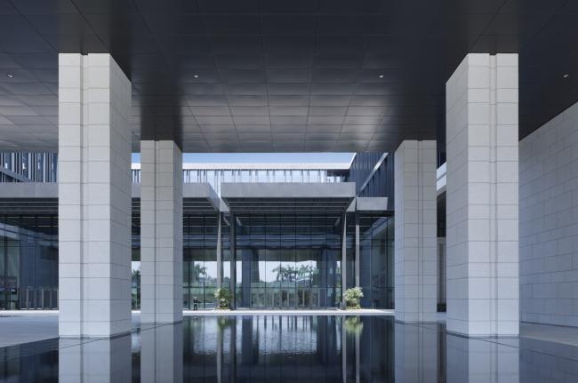 BIM建筑|南边电网出产科研综合基地 / gmp