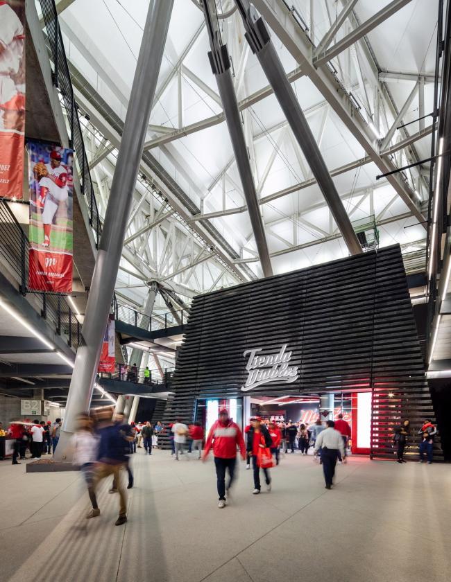 BIM建筑|如富有穿透力的三叉戟：Alfredo Harp Helú 体育馆 / FGP Atelier, Taller ADG