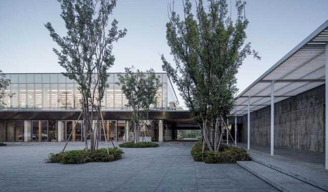 BIM建筑|普罗幻想国艺术文化中间 / 建言建筑