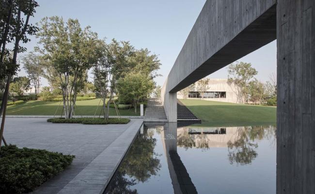 BIM建筑|普罗幻想国艺术文化中间 / 建言建筑