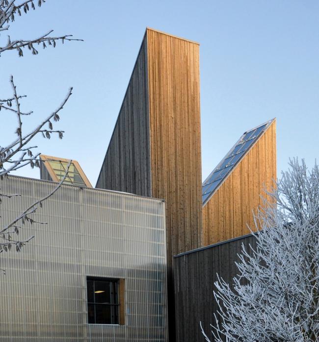 BIM建筑|傲然矗立，引航明灯：挪威船埠“灯塔之家” / Børve Borchsenius Arkitekter