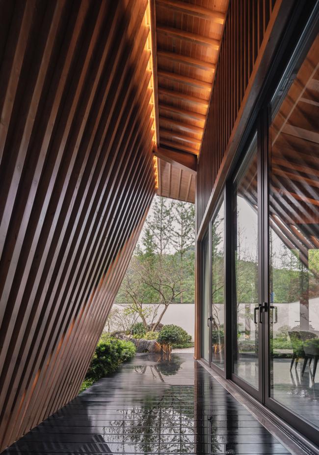 BIM建筑|侘寂之美，以无为有：福州首建国仕府温泉会馆 / 成执设计