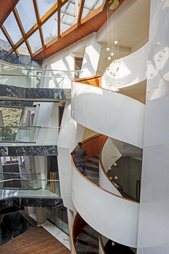 BIM建筑|扯破立面，开放与私密性并存的印度室第 / Anagram Architects