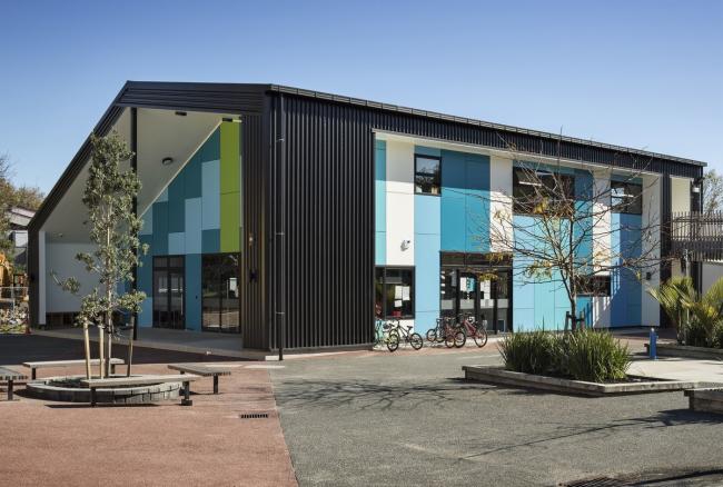 BIM建筑|弗里曼海湾黉舍，新西兰 / RTA Studio