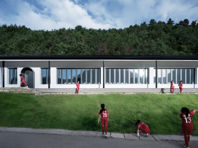 BIM建筑|秦岭山下百米食堂 / STUDIO QI