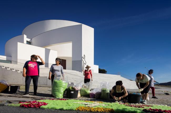 BIM建筑|神圣而纯粹的精力空间：拉加雷斯教堂 / FCC Arquitectura