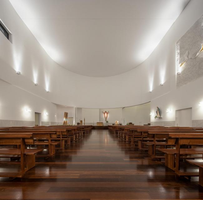 BIM建筑|神圣而纯粹的精力空间：拉加雷斯教堂 / FCC Arquitectura