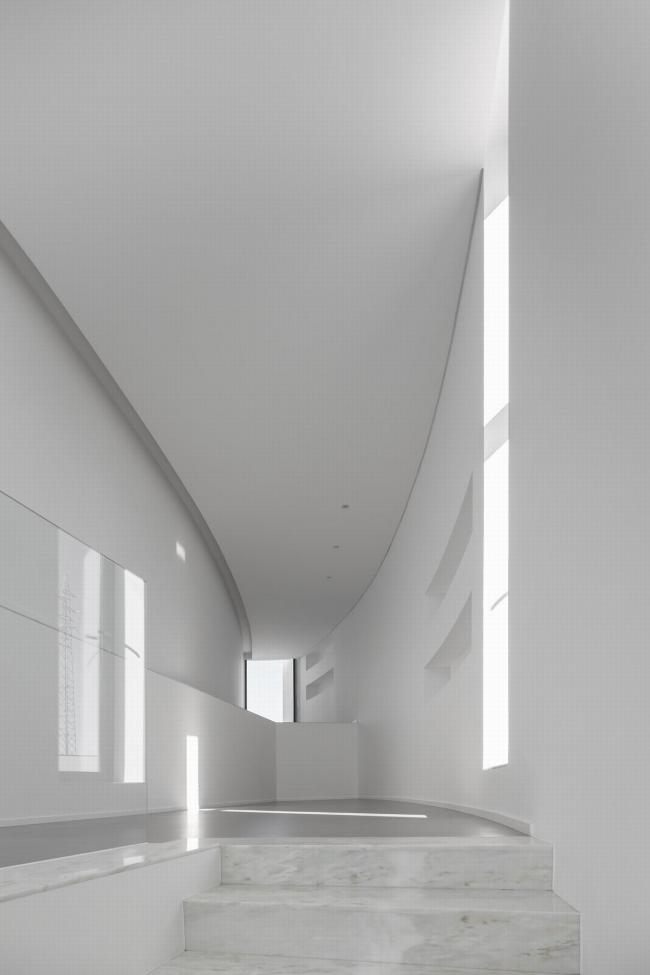 BIM建筑|神圣而纯粹的精力空间：拉加雷斯教堂 / FCC Arquitectura