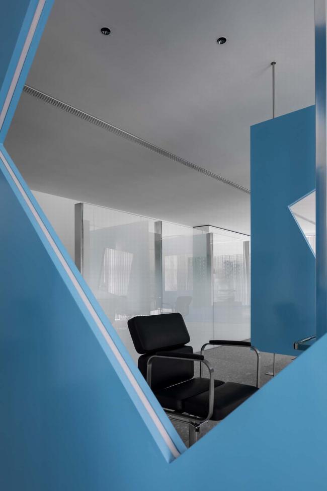 BIM建筑|MOMO美发会所 / 物上空间