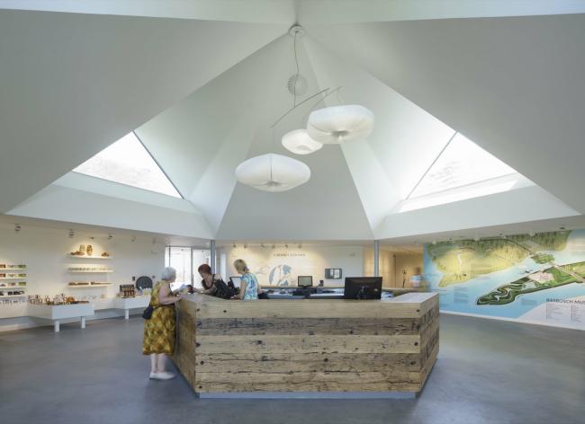 BIM建筑|湿地景不雅里的年夜地艺术雕塑：荷兰 Biesbosch 博物馆岛 / Studio Marco Vermeulen