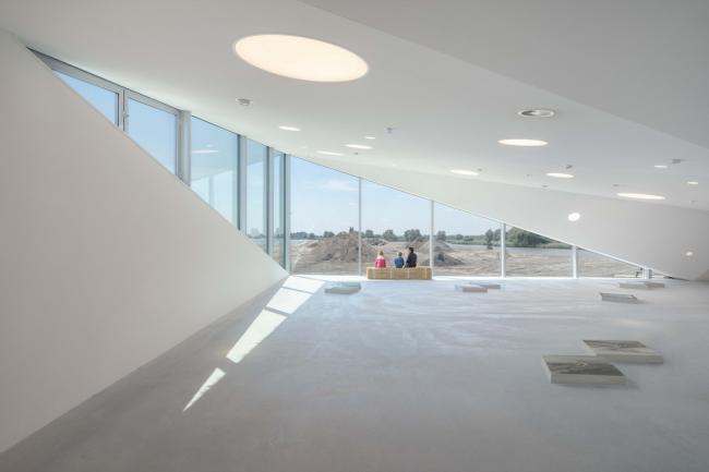 BIM建筑|湿地景不雅里的年夜地艺术雕塑：荷兰 Biesbosch 博物馆岛 / Studio Marco Vermeulen