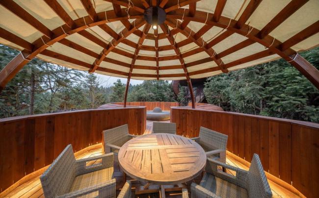 BIM建筑|仿佛丛林里的探险奇遇：安徽齐云山自由家树屋“飞碟” / 境澜建筑