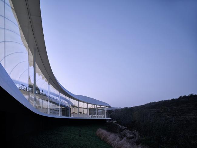 BIM建筑|悬浮的“云朵”：泰山九女峰书房 / gad · line+ studio