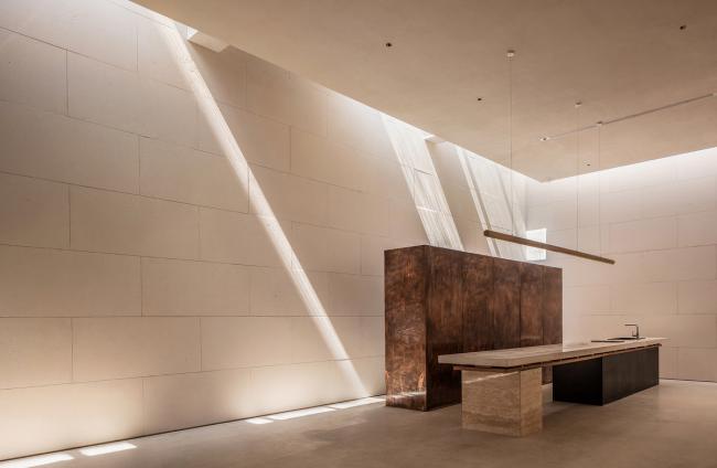 BIM建筑|湖泊下阅读，树影行过的时间 / 水相设计