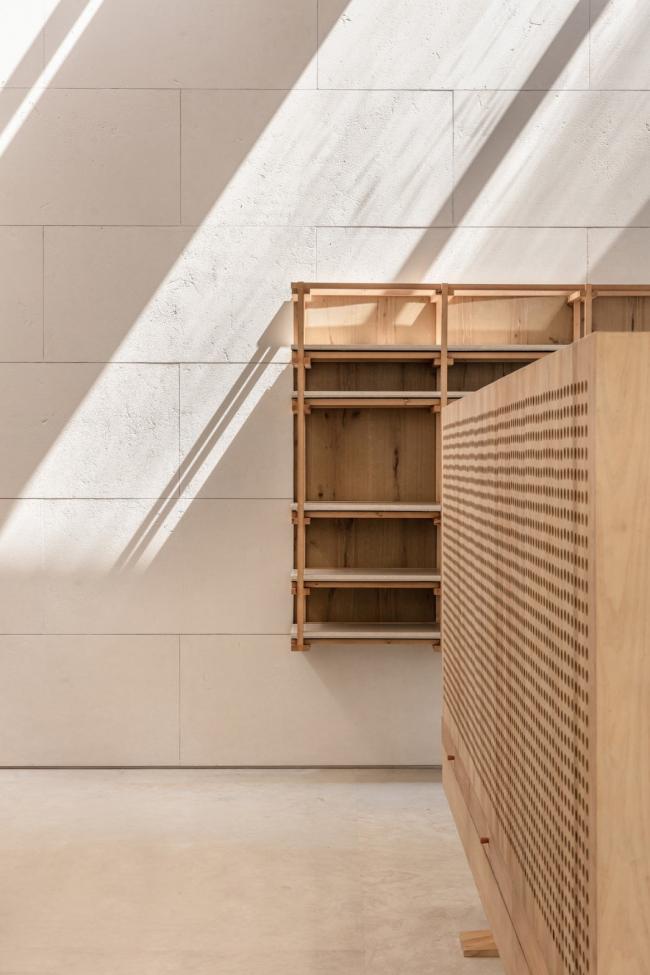 BIM建筑|湖泊下阅读，树影行过的时间 / 水相设计