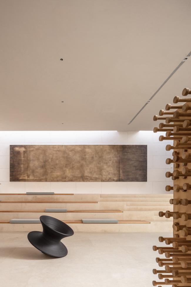 BIM建筑|湖泊下阅读，树影行过的时间 / 水相设计