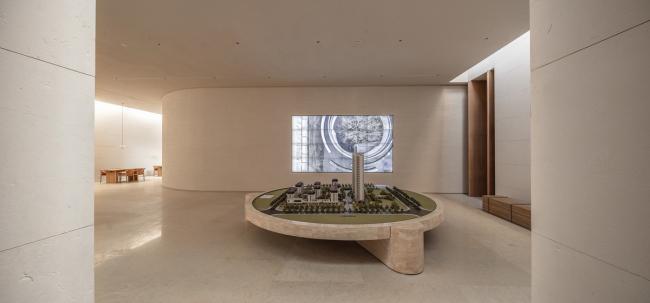 BIM建筑|湖泊下阅读，树影行过的时间 / 水相设计