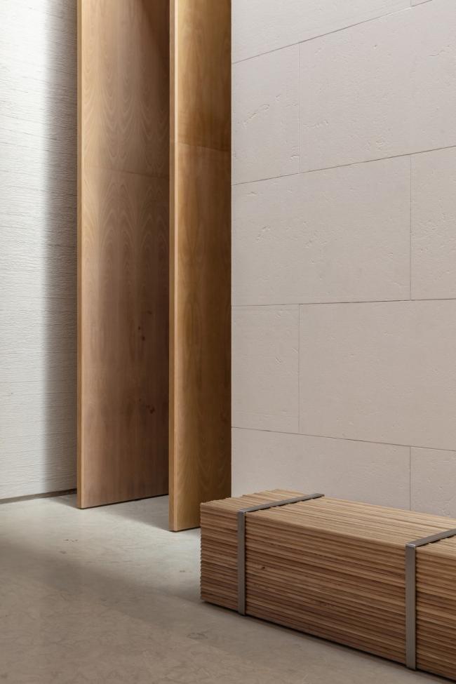 BIM建筑|湖泊下阅读，树影行过的时间 / 水相设计