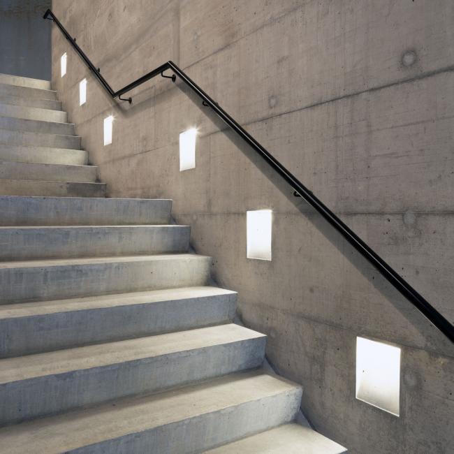 BIM建筑|守护峡湾的巨石：冰岛东博尔加峡湾游客中心 / Andersen & Sigurdsson Architects