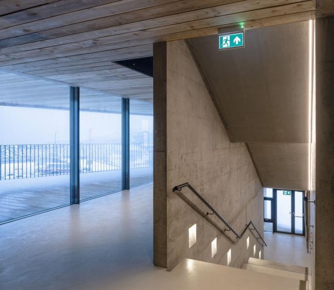 BIM建筑|守护峡湾的巨石：冰岛东博尔加峡湾游客中心 / Andersen & Sigurdsson Architects