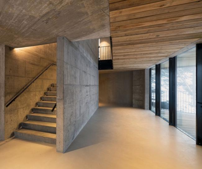 BIM建筑|守护峡湾的巨石：冰岛东博尔加峡湾游客中心 / Andersen & Sigurdsson Architects