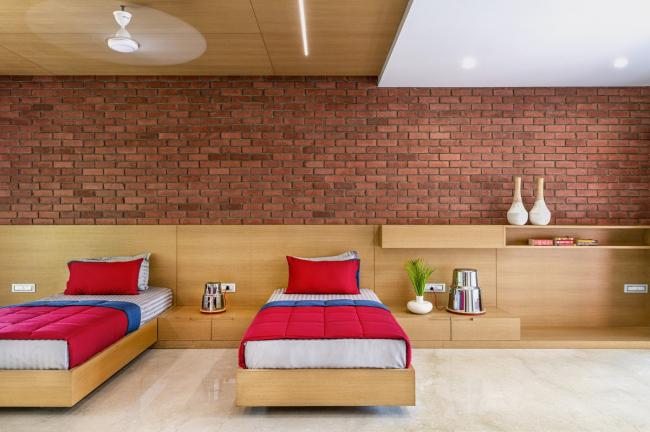 BIM建筑|如火一般热情，如耕牛般内敛：印度“红盒子”之家 / The Grid Architects