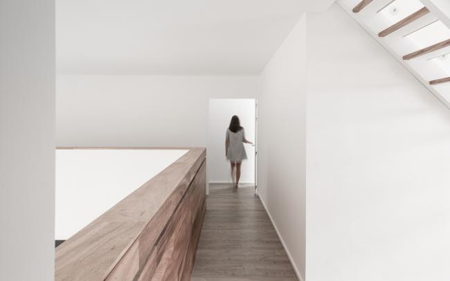 BIM建筑|于现实的包围中仰望天空：葡萄牙 NVC 住宅 / Salworks