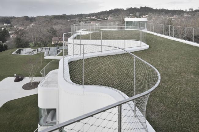 BIM建筑|纯净如水，轻波澹澹：西班牙 V 住宅 / Dosis