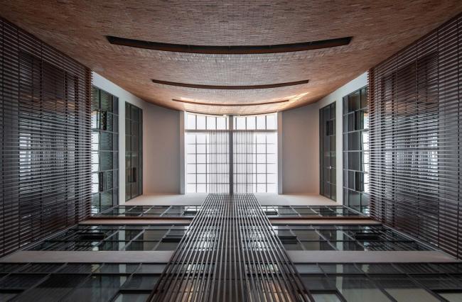 BIM建筑|稳重内敛，透着古典之美的清水红砖雕塑：黄石市群艺馆 / 中南建筑设计院