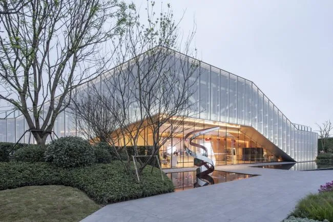 BIM建筑|曲折绵延，轻盈流动：重庆悦来社区中心 / NAN Architects