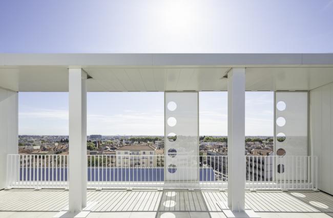 BIM建筑|如纯白蕾丝裙般优雅圣洁：蒙特皮埃酒店综合体 / Manuelle Gautrand Architecture