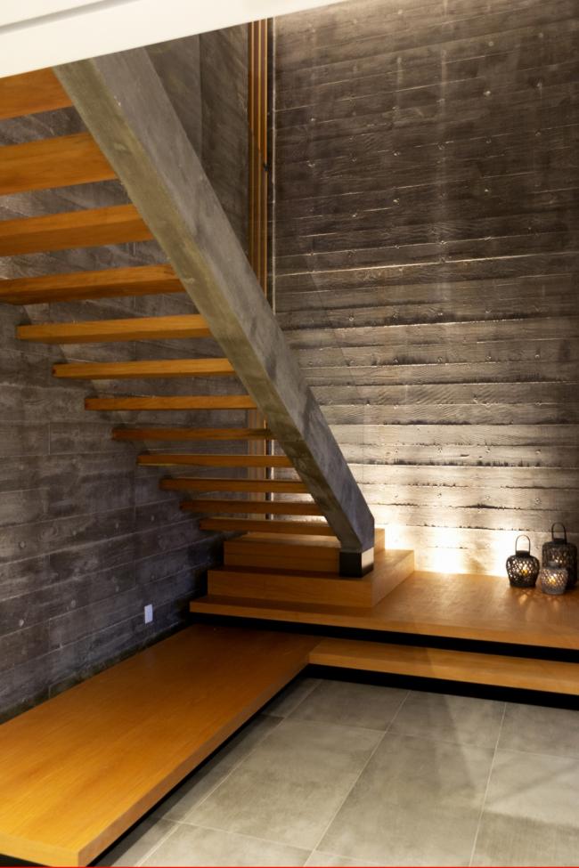 BIM建筑|闲暇静坐，赏湖冥想：77号房子 / Aunic Arquitetos