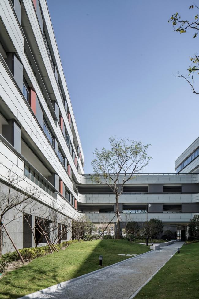 BIM建筑|漂浮的立体校园——浙江大学教育学院附属中学 / 浙江大学建筑设计研究院有限公司