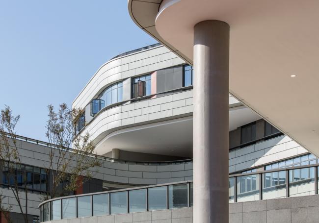 BIM建筑|漂浮的立体校园——浙江大学教育学院附属中学 / 浙江大学建筑设计研究院有限公司