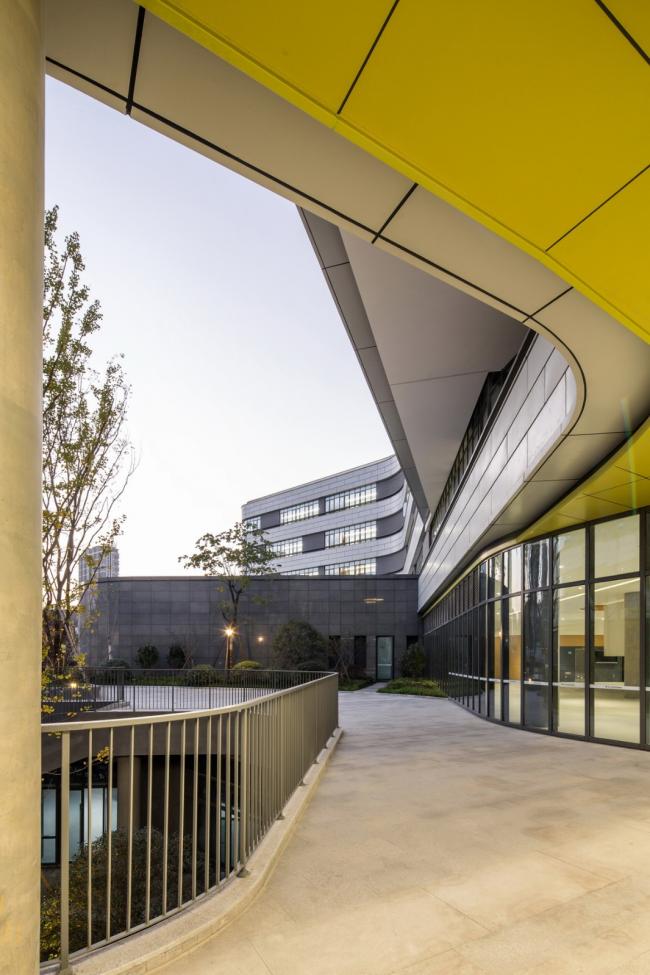 BIM建筑|漂浮的立体校园——浙江大学教育学院附属中学 / 浙江大学建筑设计研究院有限公司