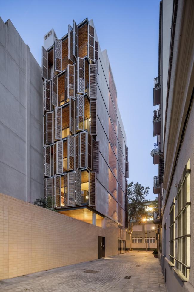 BIM建筑|光影流转间带来温暖质感——西班牙四友公寓