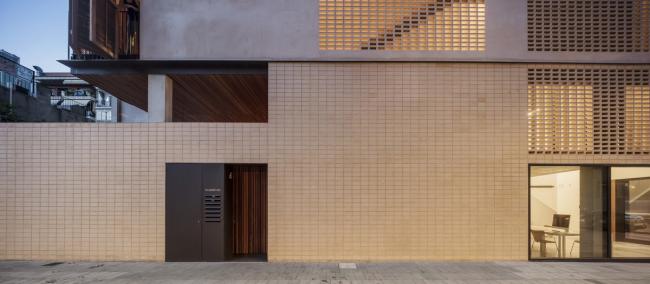 BIM建筑|光影流转间带来温暖质感——西班牙四友公寓