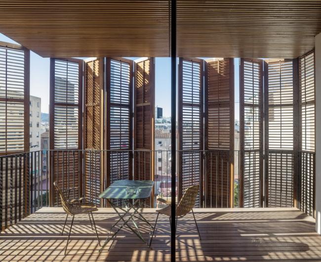 BIM建筑|光影流转间带来温暖质感——西班牙四友公寓