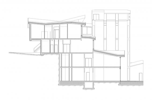 BIM建筑|簇拥嵌套的三角草坡顶“小房子”——东拉脱维亚创意服务中心 / SAALS