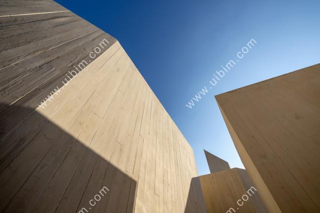 BIM建筑|静穆而具有仪式性：Qasr Al Hosn 古堡礼拜堂 / CEBRA