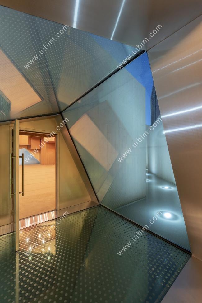 BIM建筑|静穆而具有仪式性：Qasr Al Hosn 古堡礼拜堂 / CEBRA