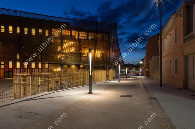 BIM建筑|轻遮于空中巨幕之下：阿尔比大剧院 / Dominique Perrault Architecture